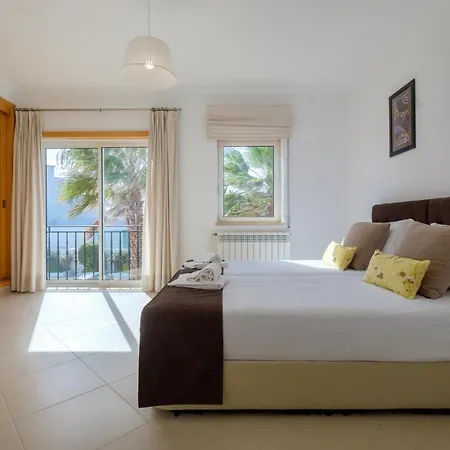 Townhouse T4 Vista Mar * Obidos