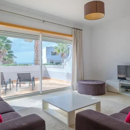 Holiday home Townhouse T4 Vista Mar Obidos